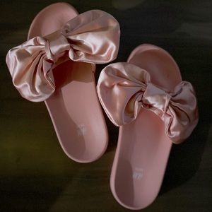 🎉SOLD ELSEWHERE 🎉Rose Pink H&M Sandals